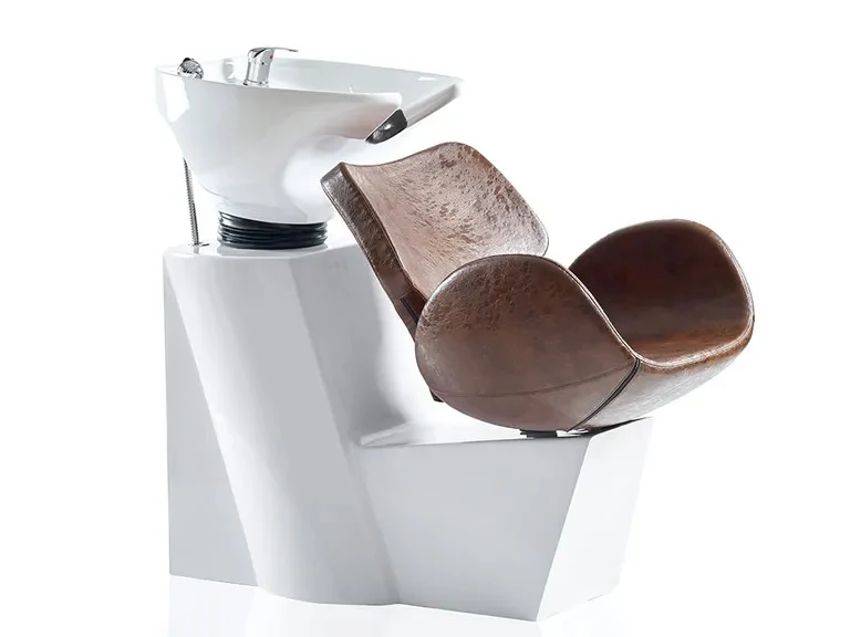 Chloe Backwash - Image 16
